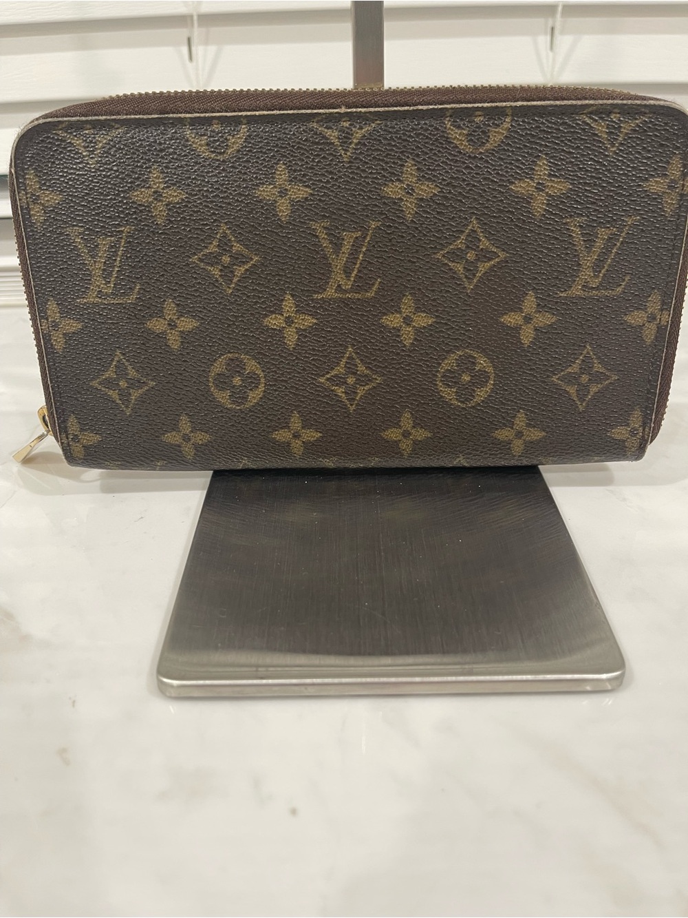 Louis Vuitton Monogram Canvas Zip Around Wallet in Brown